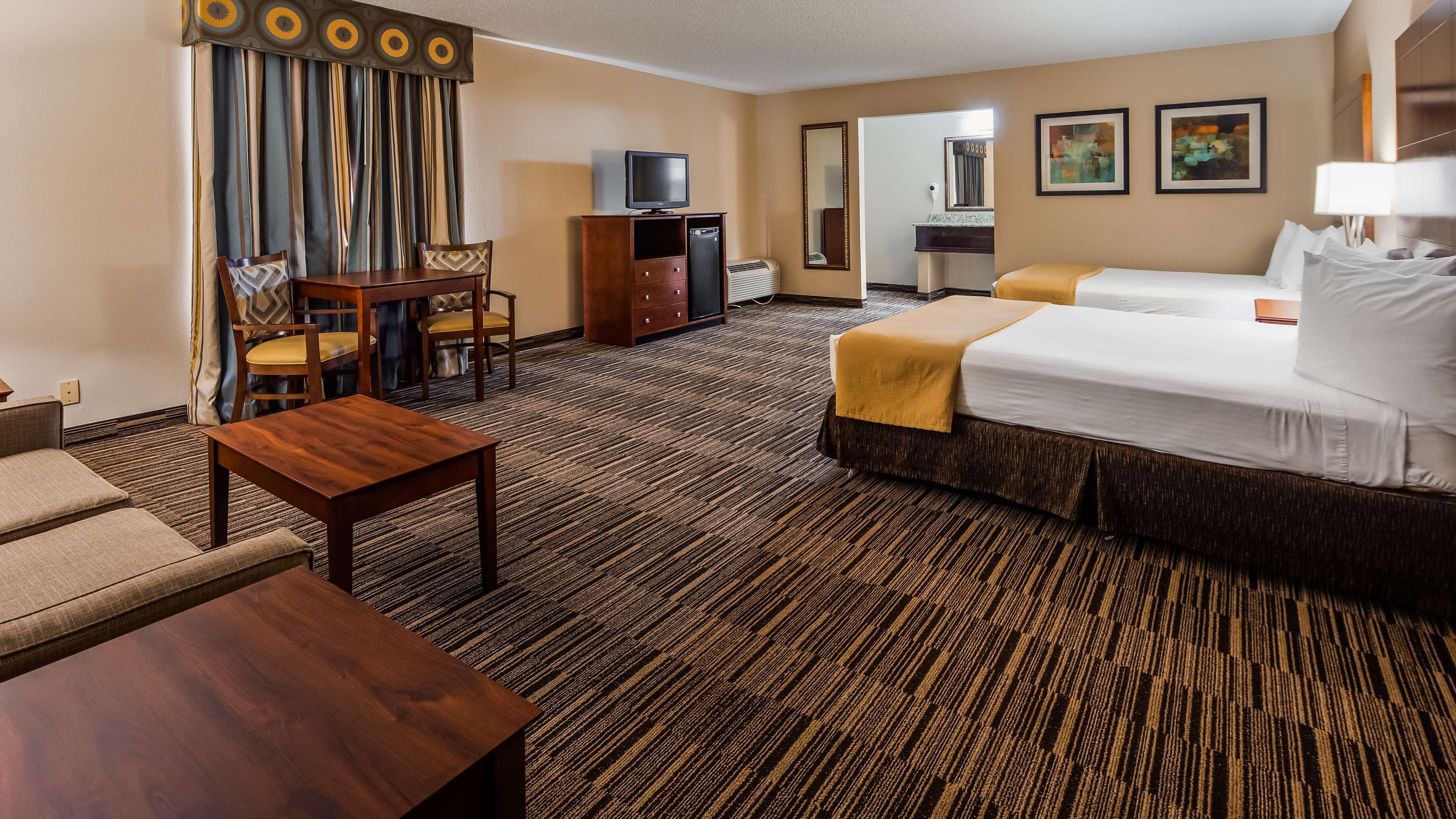 Best Western Sunday House Inn Kerrville Exterior foto