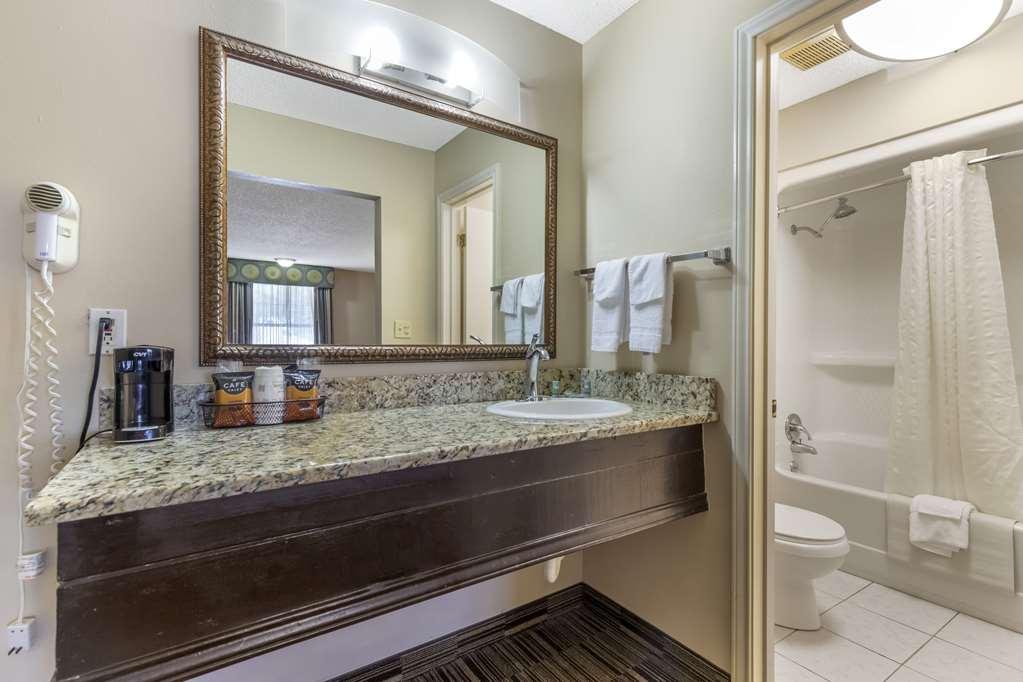 Best Western Sunday House Inn Kerrville Exterior foto