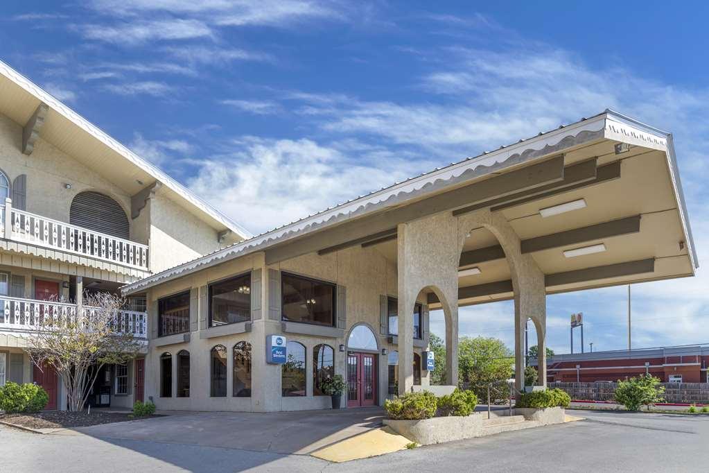 Best Western Sunday House Inn Kerrville Exterior foto