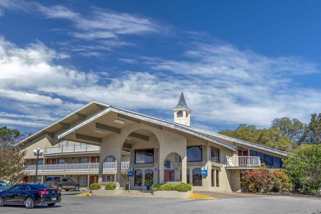 Best Western Sunday House Inn Kerrville Exterior foto