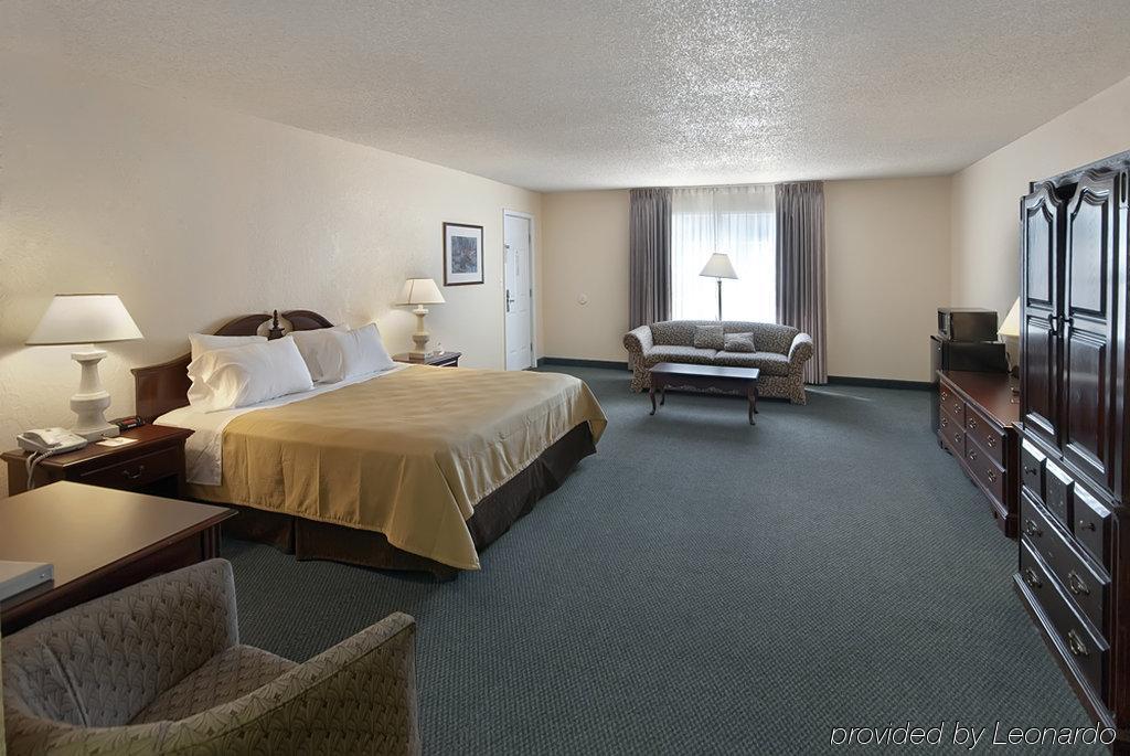 Best Western Sunday House Inn Kerrville Cameră foto