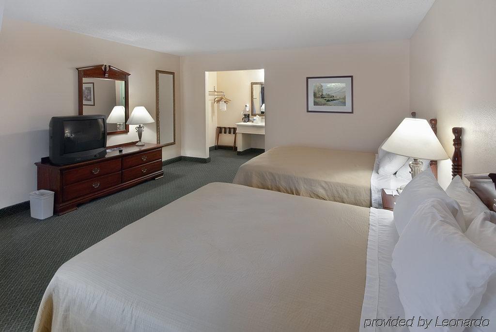 Best Western Sunday House Inn Kerrville Cameră foto